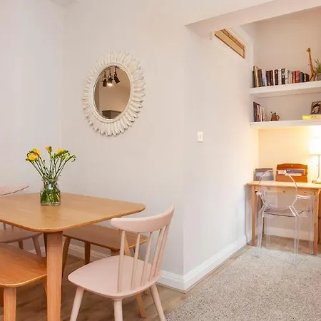 Bedford Mews *